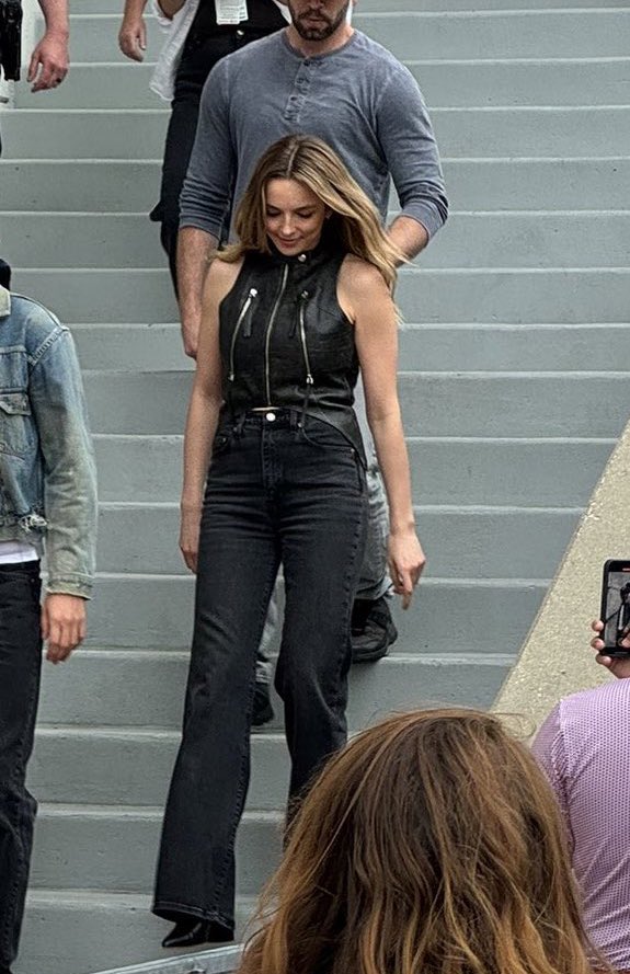 JODIE ?! being a lesbian is a blessing fr