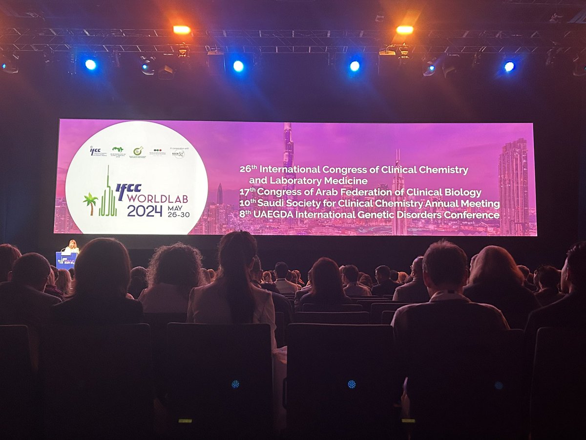 _SFBC's tweet image. La @_SFBC est présente au congrès mondial de la biologie à Dubai #worldlab de @IFClinChem. Cérémonie d’ouverture avec remise des prix internationaux qui récompensent cette année 2 biologistes français 🇫🇷