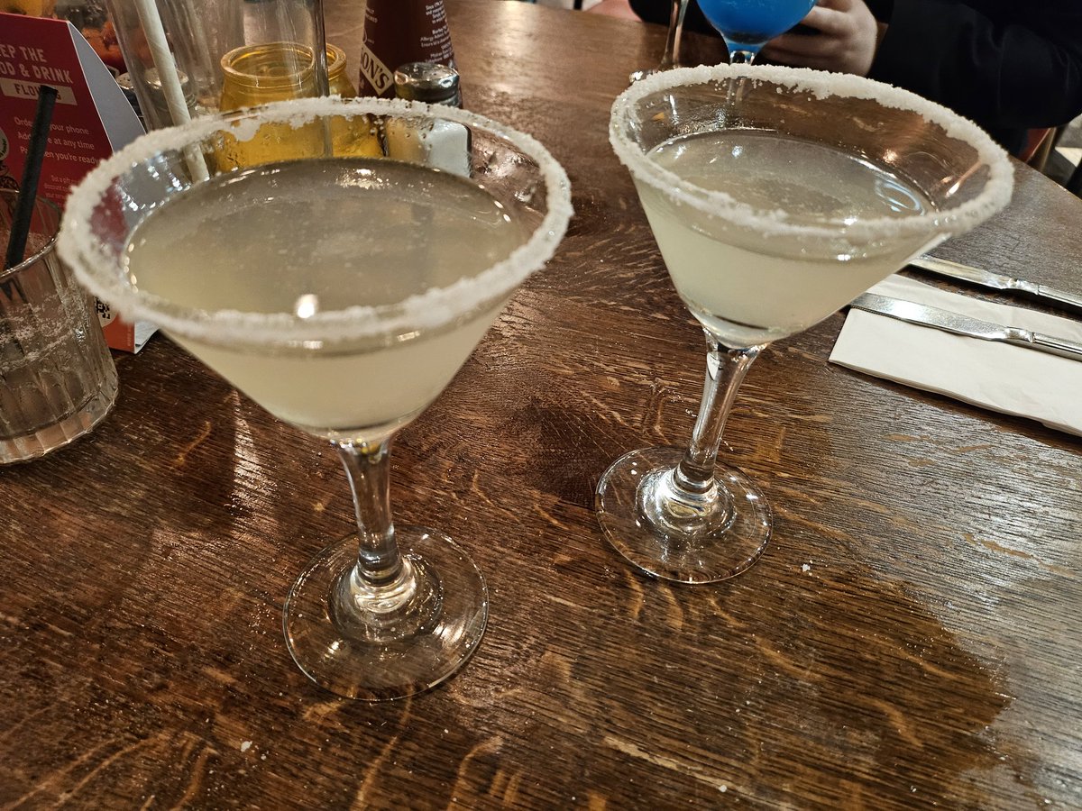 nikkiwhite151's tweet photo. Margaritas for the bank holiday? #yesplease #bankholiday https://t.co/ageWtCVIUd