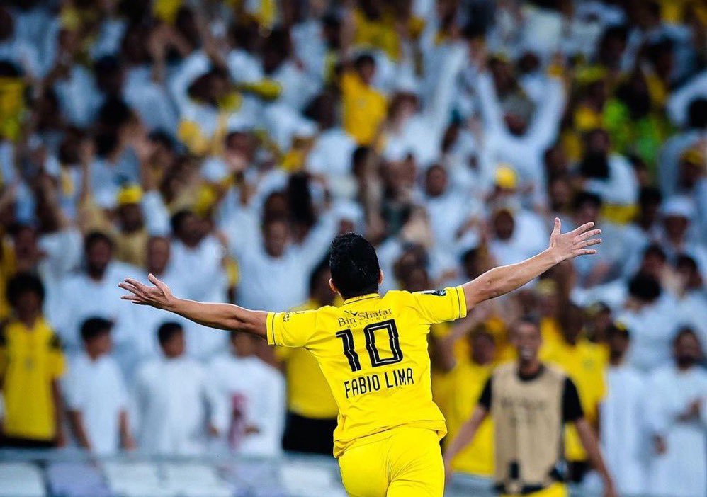 uae0w's tweet photo. هل تعلم :
ان الوصل هو النادي الوحيد
الذي حقق الثنائية مرتان 🤯 https://t.co/IGLoucBLeF