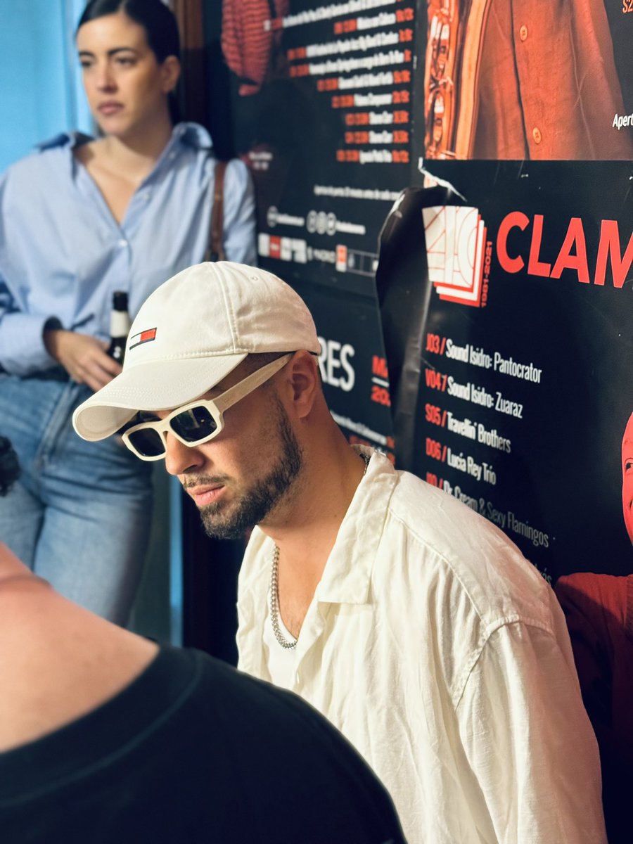 Deborah melculo tweet media