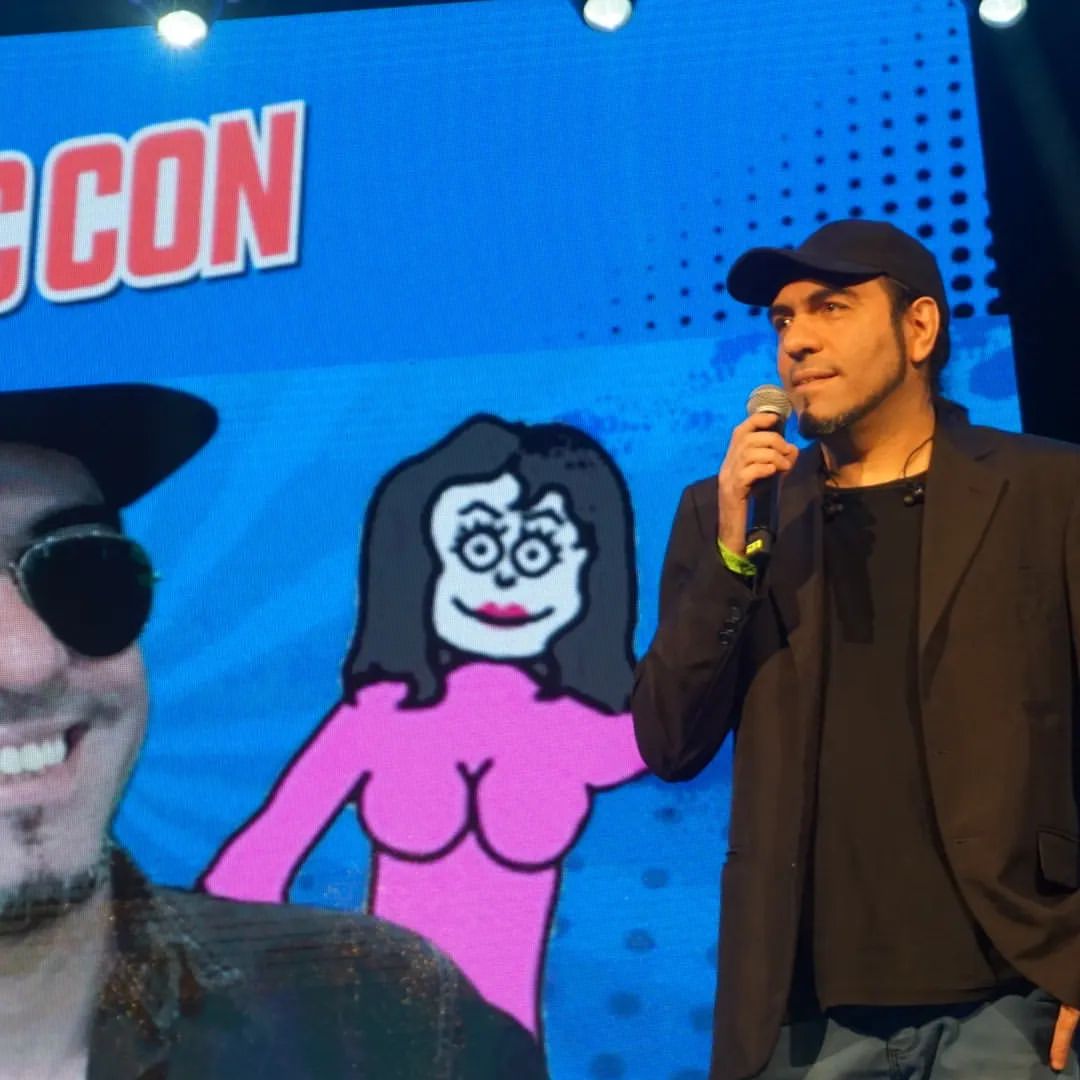 ArgComicCon's tweet image. ¡Increíble el show de @AleSzykula, creador de @Alejo_Valentina en #ComicConArgentina! ¡Con adelanto de la nueva temporada y todo! 😎📸 #AlejoyValentina #AlejandroSzykula #locoarts