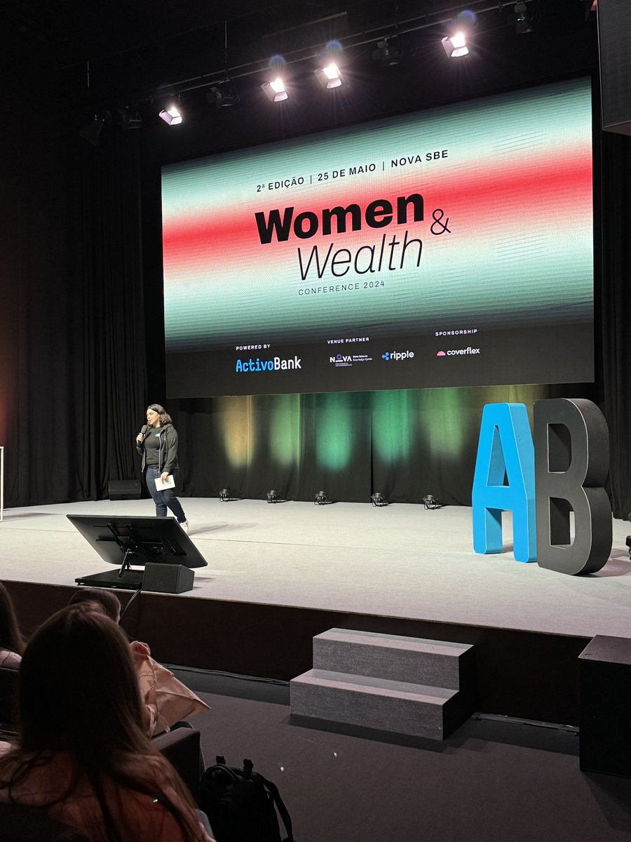 coding_mermaid's tweet image. What an amazing day yesterday! I attended the Women &amp;amp; Wealth conference by #portuguesewomenintech and learned so much more about finances and investing. 
💸 

I wish there would be more events like this! ✨