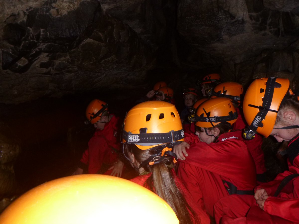 AMBERLEYPRIMARY's tweet photo. Another marvellous caving adventure in the Dales! #HighBorrans @AmberleyYear6 https://t.co/V5DnvjewIL