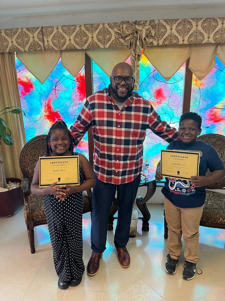 Thank you New Covenant ministries moss point for acknowledging the youth for their achievements in school. Also for teaching, praying over them and encouraging them to keep moving forward... we the parents appreciate you 💙♥️🙏🏾 #shavers