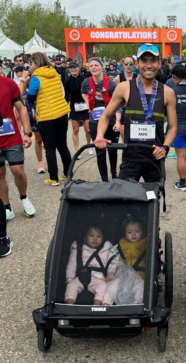 Distress_Centre's tweet photo. What a race! A big thank you to everyone who walked, ran, cheered, &amp; donated to our 24/7 mental health and crisis services at the #CalgaryMarathon!

Your steps, cheers, &amp; gifts have made an amazing impact, and we are so grateful for your support! Hope to see you again next year! https://t.co/SYf8qlZPAj