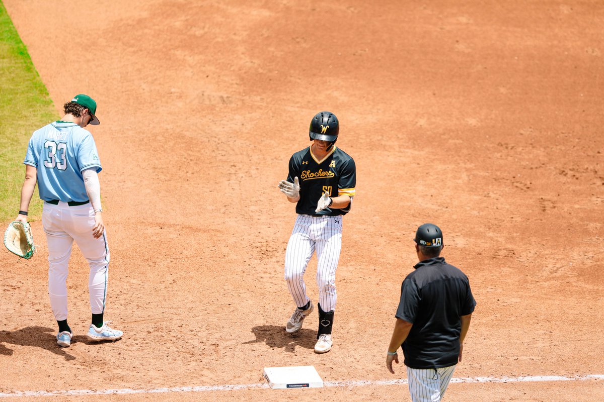 Tulane walks it off in the bottom of the ninth. Tulane 11, Wichita State 10