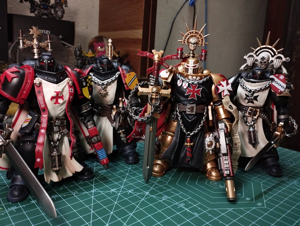 Black Templars - Warhammer 40K
#joytoy
#wh40k 
#warhammer40k