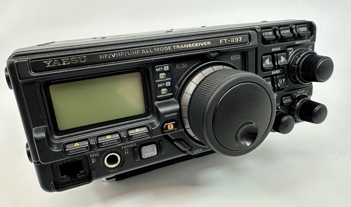 Yaesu FT-897
HF/VHF/UHF All Mode Transceiver