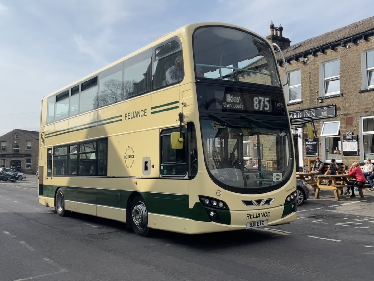 Bank Holiday DalesBus services to Hawes (for @Wdalecreamery+@DalesMuseum): 🚐113 from Garsdale Station 🚌831 from Middlesbrough/Darlington/Richmond/Reeth 🚌856 from Northallerton/Bedale/Leyburn 🚌875/876 from York/Leeds/Ilkley/Grassington Single fares £2. dalesbus.org/hawes
