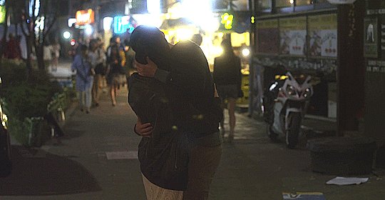 daydreamingboo's tweet image. Secret love affair

~CTTO