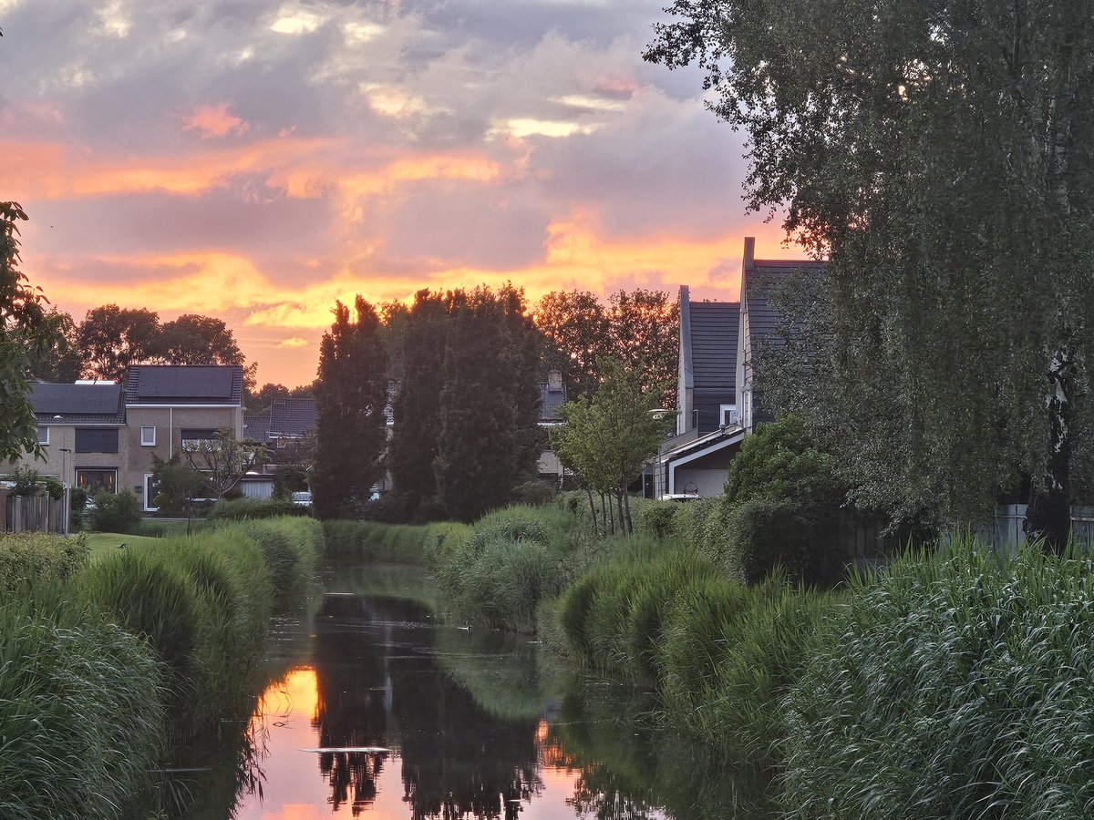 Molenwiek op Urk, na de regen, prachtige lucht!