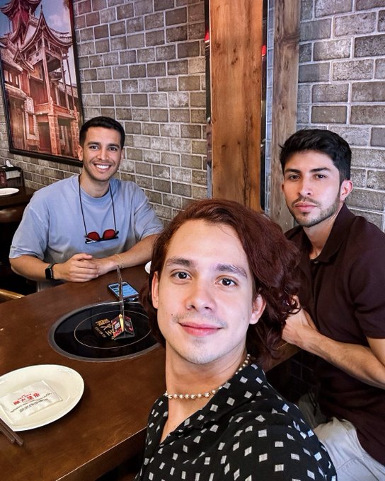 Domingo rico para reconectarse 🥰 @AndresGuedez0 https://t.co/PLA5R6Kxjp<a class="tags" target="_blank" title="On Twitter" href="/?out=eyJ0eXAiOiJKV1QiLCJhbGciOiJIUzUxMiJ9.eyJpYXQiOjE3MTkzNzEwMDMsImlzcyI6InR3cG9ybnN0YXJzLmNvbSIsIm5iZiI6MTcxOTM3MTAwMywiZXhwIjoxNzUwOTA3MDAzLCJyZWRpcmVjdF91cmwiOiJodHRwczovL3R3aXR0ZXIuY29tL0FuZHJlc0d1ZWRlejAifQ.W4XZ7Mph2SX_W4NVgGBm9dxFUjnuYWcKKr-1m8AvO-oLzSKWghomkydCy0Y76yVCULOEz8Rx-_mlj-0d7M4ZBA">@AndresGuedez0</a>