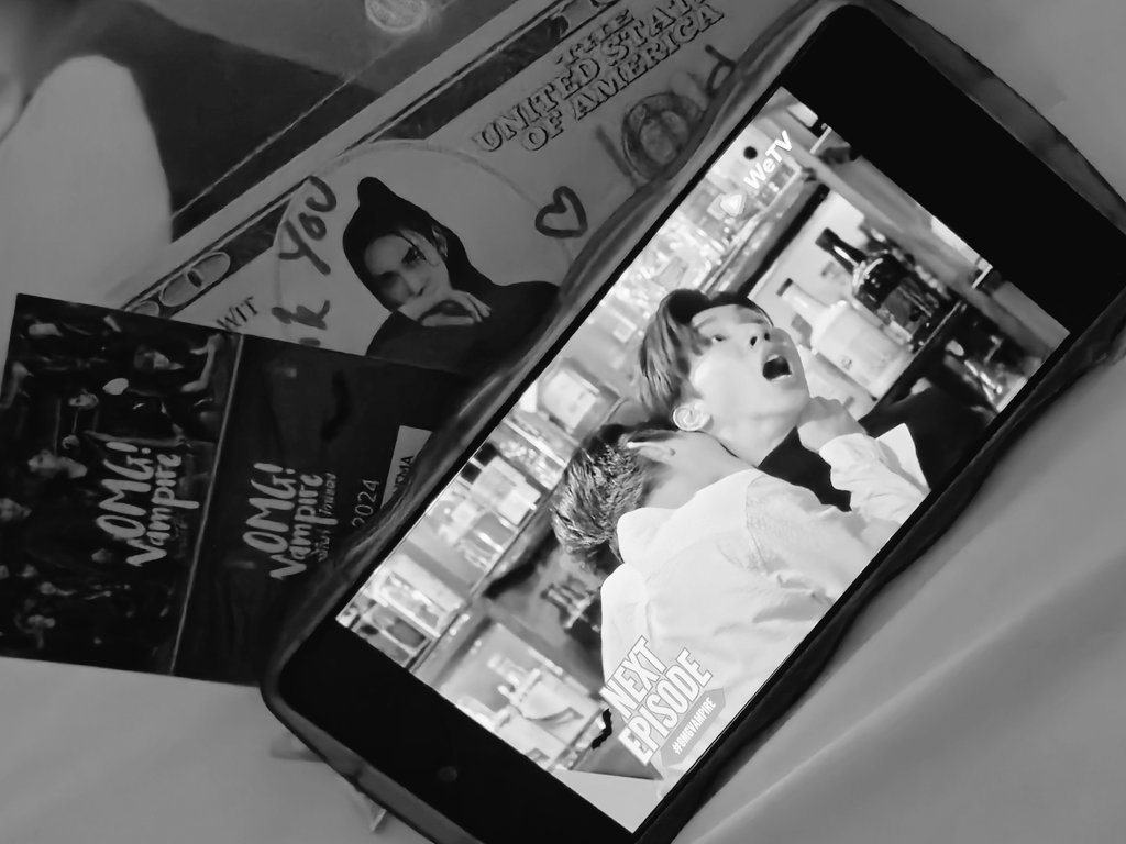 nhyynn's tweet image. Save @LongshiLee7 ( Patrick ) 2k24.  Humans are friends @FThanatsarun ( Poom ).

#แวมไพร์ไวน์แดงEP2 #longlee #sizel #frankthanatsaran #ktanat #นุ้งหมีของแฟรงค์