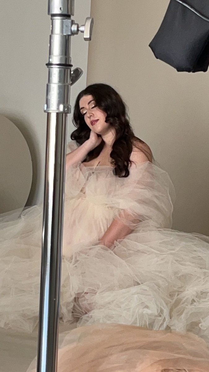 dRoseKB's tweet image. Happy birthday to the hottest MILF in the world you are an amazing mother and I wouldn’t want anyone else I love you ❤️ @thtgrlMoe