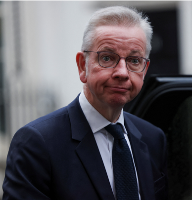 I can't believe that lying rat Michael Gove dared to put we used Brexit to increase NHS funding by £350m a week in his resignation letter. What a lying little ****.