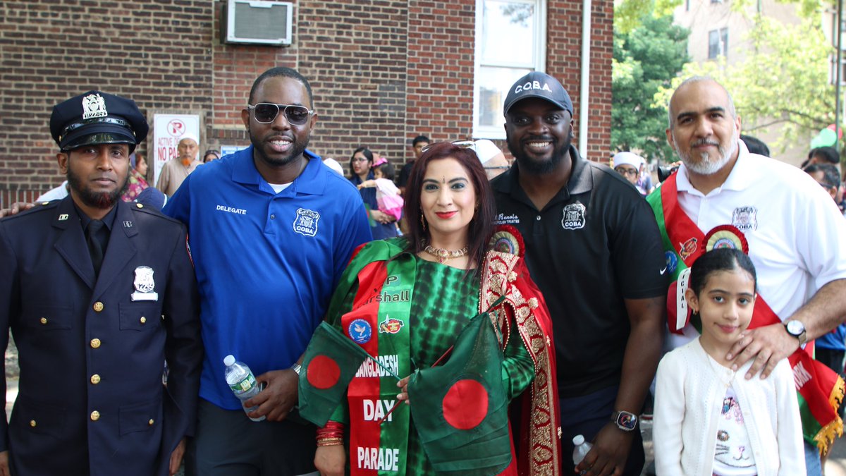 Members of #DOC’s @nycdbaba, @cobanyc and many others visited the streets of #JacksonHeights today to march with New Yorkers in the 2024 Bangladesh Parade. Read more at bit.ly/3UZXPy9. #APAHM