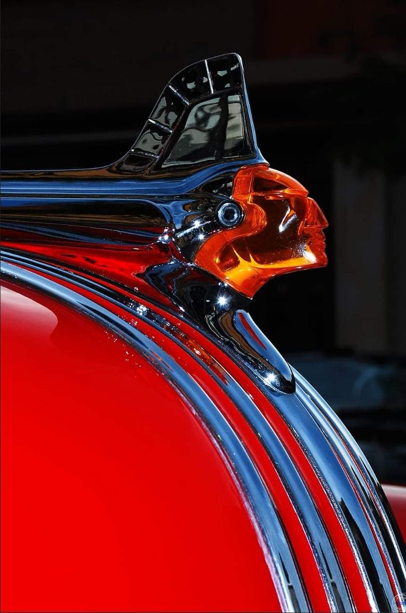 1951 Pontiac Chieftain Hood Ornament The head of Chief Pontiac first appeared on radiator caps in the 1920s. After 1935, when the radiator was buried under the hood of the car, designers continued the motif on ornaments bolted to the hood which grew to be called “hood