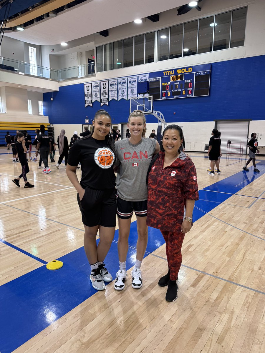 SavHamilton11's tweet photo. Another awesome day at camp! 🙌🏽 

My former high school teammate (and current national team member) Sami Hill joined us for drills today!! 

Big thanks to @jump_thru_hoops for partnering on my first kids camp. ✨

Grateful for the opportunity to give back to the game. 🏀 https://t.co/9QJ6CZk6Yh
