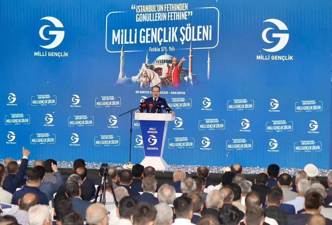 İstanbul’un Fethinin 571. Yıldönümünü; Milli Gençlik Şöleni ile Sakarya'da Milli Görüş Lideri Dr. Fatih Erbakan’ın katılımlarıyla muazzam bir insan seli ve coşku ile icra ettik. 
Cenabı Allah, gönüllerin fethi ile nice zaferler kazanmaya vesile eylesin
@erbakanfatih