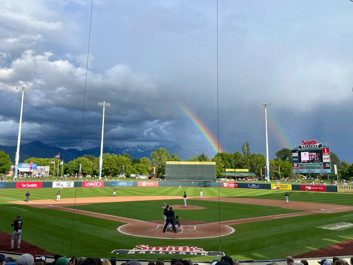 Who knew the view from behind the batter could get any better🌈⚾🐝 📍: Smith's Ballpark in Salt Lake City 📸: Danielle M. via kutv.com/chimein