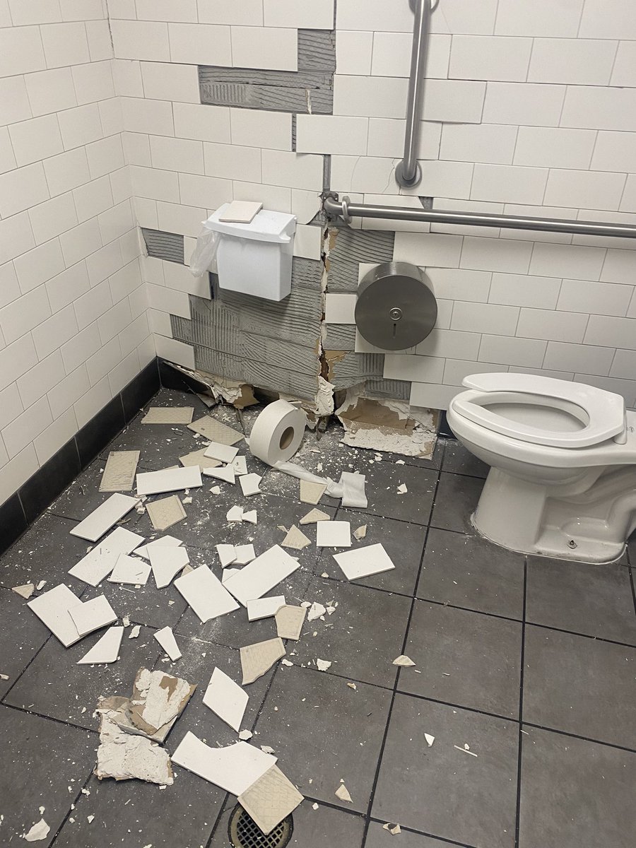 xwormcorex's tweet photo. i was taking a shit at work and the bathroom literally exploded cause someone hit the building with their car https://t.co/mfTWkV5VN4