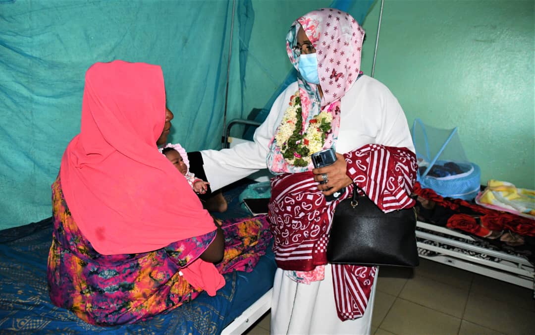 26 mai 2024.

À l'occasion de la fête des mères, célébrons toutes les mères, biologiques ou non, pour leur amour et dévouement. 

Leur influence et soutien méritent reconnaissance et honneur.

Souhaitons-leur santé, paix, amour et gratitude.