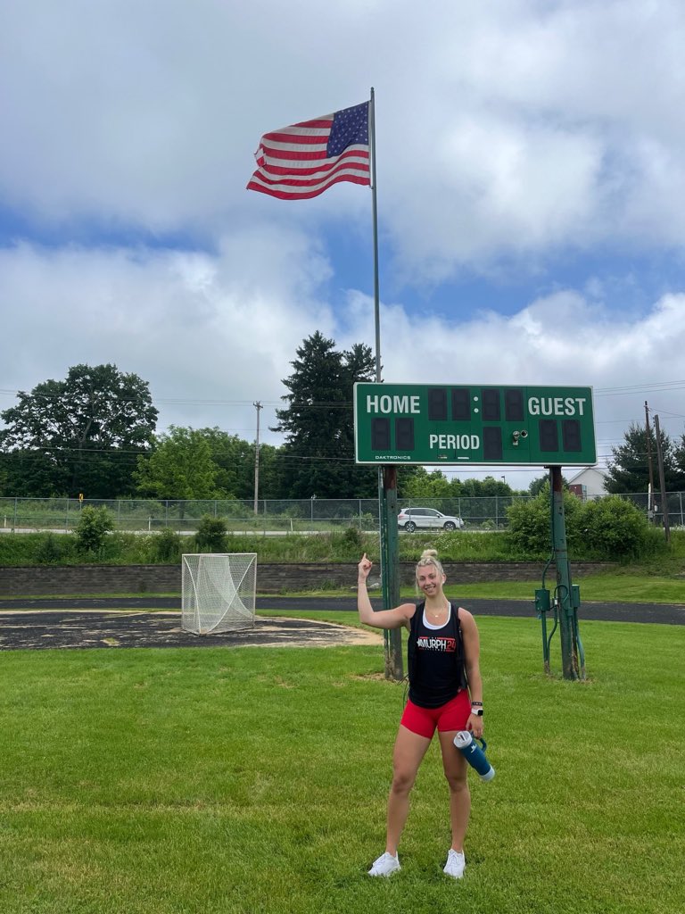PghstevePSU's tweet photo. Raising em right!  Thank you for your service! #murph daughter beat me today both under 40mins https://t.co/iQrx3J1GhT