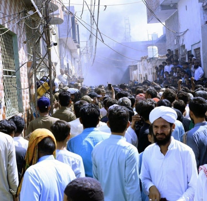 Radical religiousists' latest accomplishment. Absolutely Shameful!
Why are more than 90% of people always threatened by less than 10% of people?
Why do these Mullahs always resort to the blood of minorities to shine their shop?  #Sargodha #PakvsEng