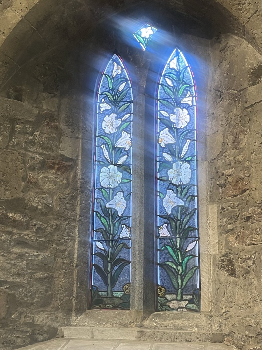 sunflowers, grapes, passion flowers, lilies at St Nicholas Church, Brockenhurst. #stainedglassSunday