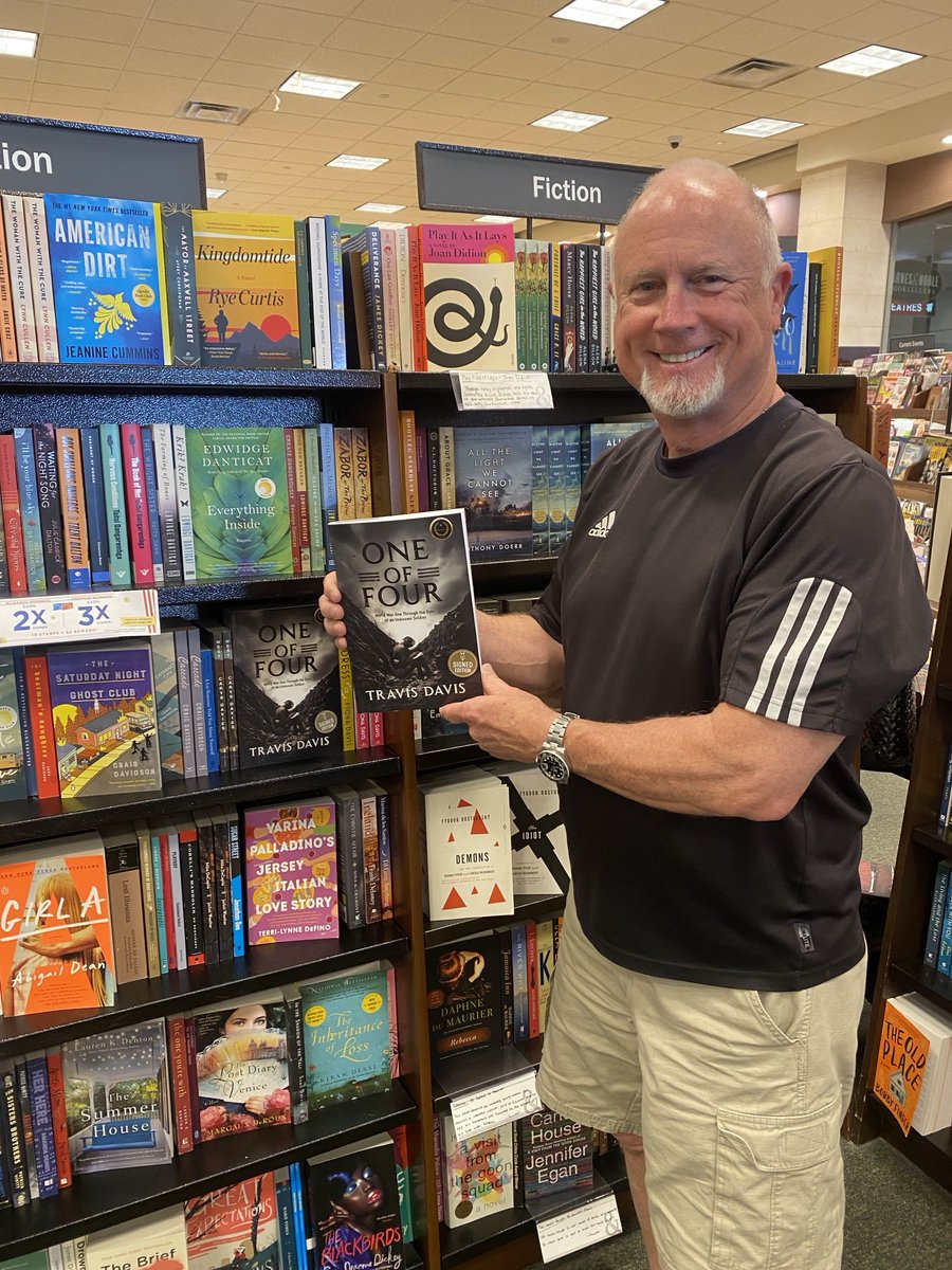 Look what I found at ⁦@bnbooks⁩ in the ⁦@CityOfFriscoTx⁩ stonebriar mall. A signed copy of One of Four. Come in down and get your copy. #books #booksworthreading #bookstore ##signedcopy