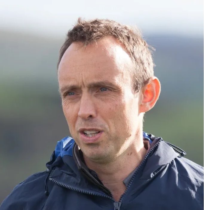 Rhys Williams from <a href="/PrecisionGraze/">Precision Grazing Ltd</a> <a href="/PrecGrazeWales/">Rhys Williams</a> will introduce the day. An early adopter of regenerative methods in Wales, and involved with the organising of #DaByw from the beginning, Rhys will take part in sessions throughout the day. Tickets eventbrite.com/e/da-byw-2024-…
#dabyw