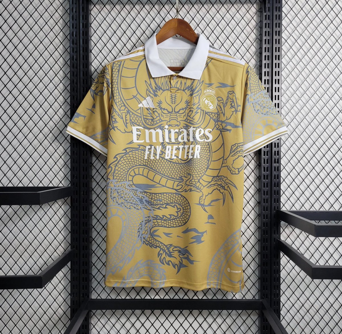 Sidenote, i don't think these are official kits (correct me if i'm wrong) BUT I NEED THESE ASAP

Didn't rank in top 10 because again, not official kits.