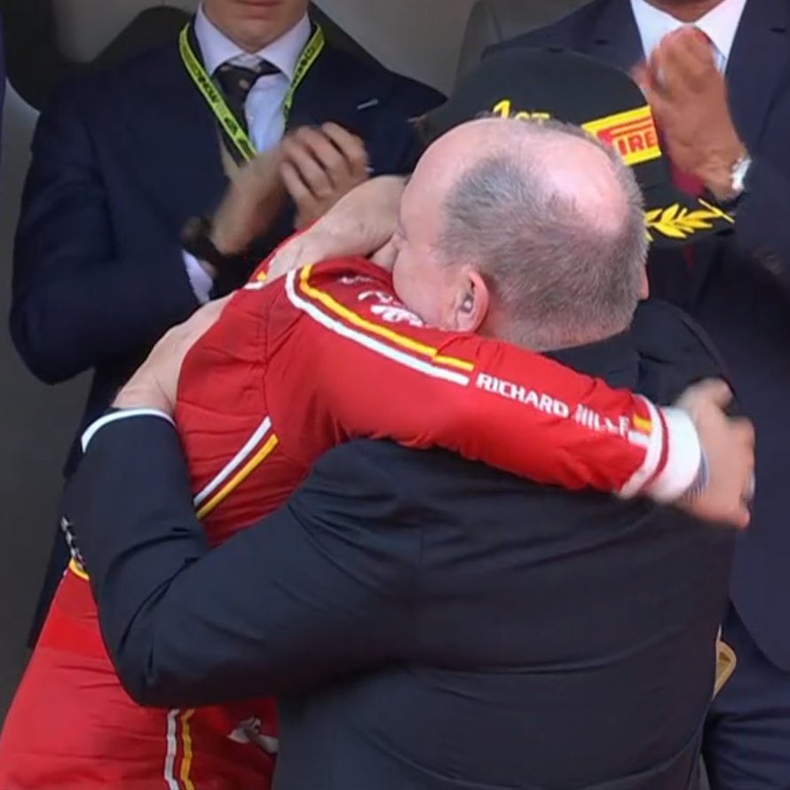 oscarclerc's tweet image. you will never see a relationship between country and f1 driver quite like this one