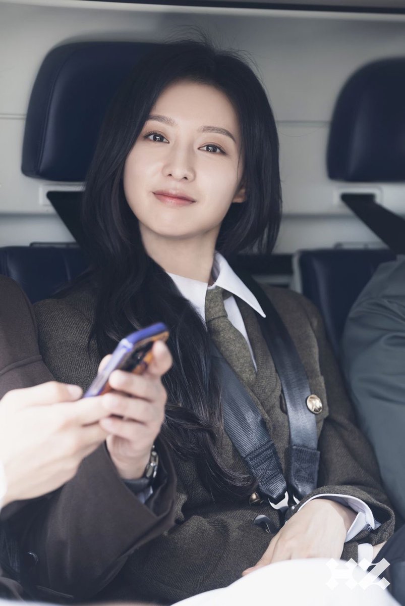 인생이힘들땐미소녀를보자