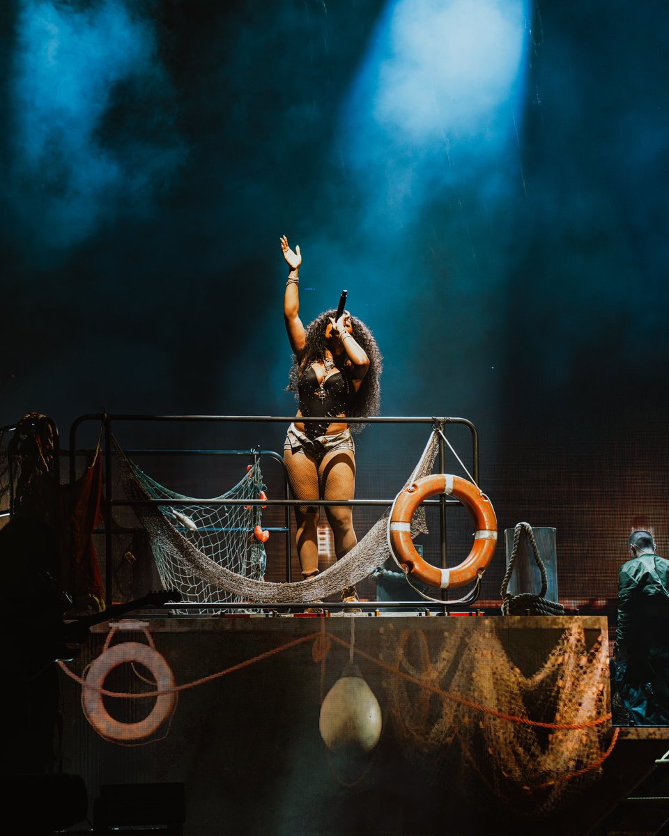 Capturesbyseth tweet media