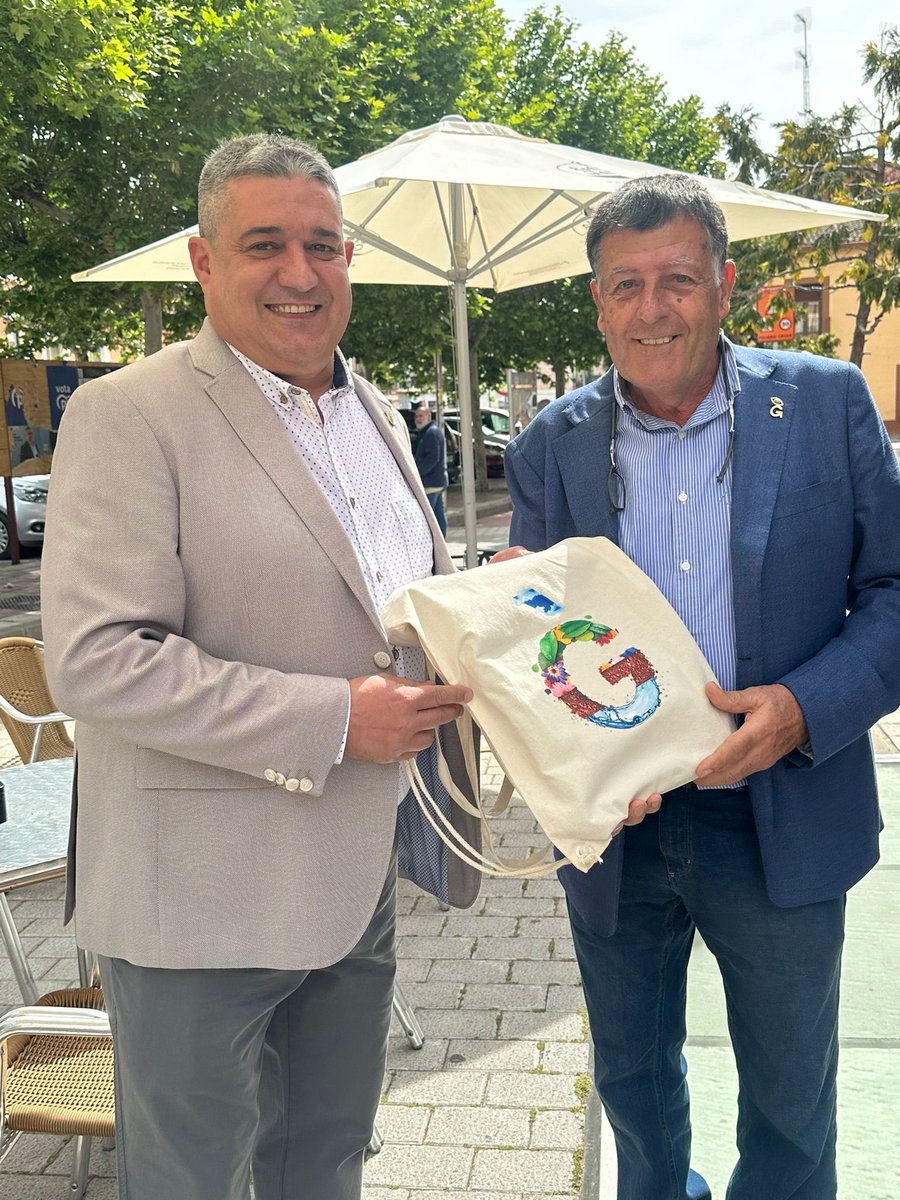 😍 Quin orgull que l’espàrrec blanc de #Gavà es pugui promocionar a la “Fira de la Exaltación del Espárrago” a Tudela de Duero on s’ha pogut reconèixer l’altíssima qualitat i singularitat d’un producte que esdevé possible gràcies a l’esforç de la nostra pagesia. 🧑🏻‍🌾