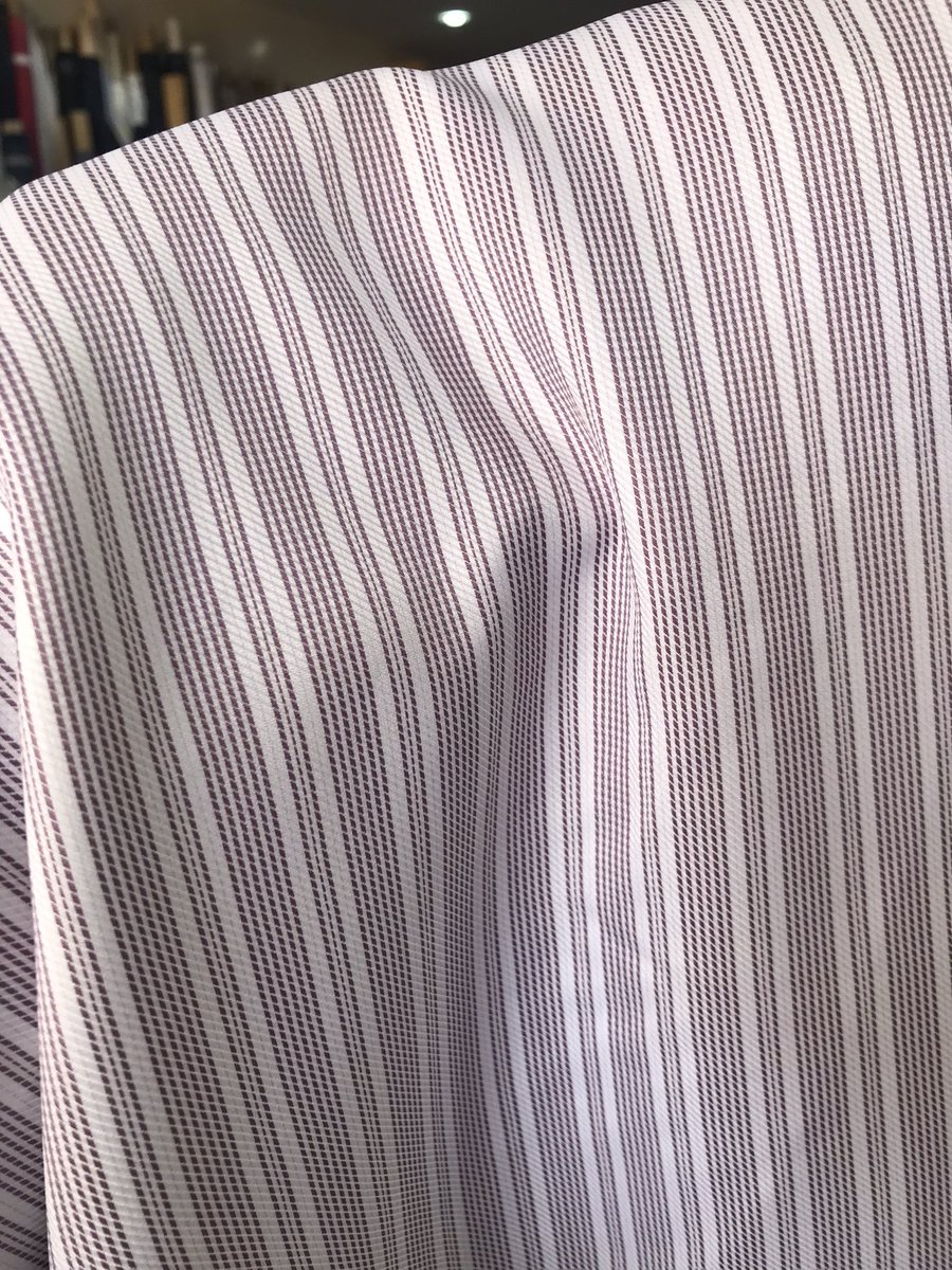 Bel_Textile's tweet photo. 🧵✨ Célébrons la fête des mères avec un jeu concours 🥳🚨

J'offre cette chemise  parmi les Rt et Fav. 🥳 

Conditions être abonnés à mon compte et il faut impérativement cité le tweet.

Joyeuse fête des mères la family 🤍

#Rtappréciés 🤍 https://t.co/htC5Oadisd