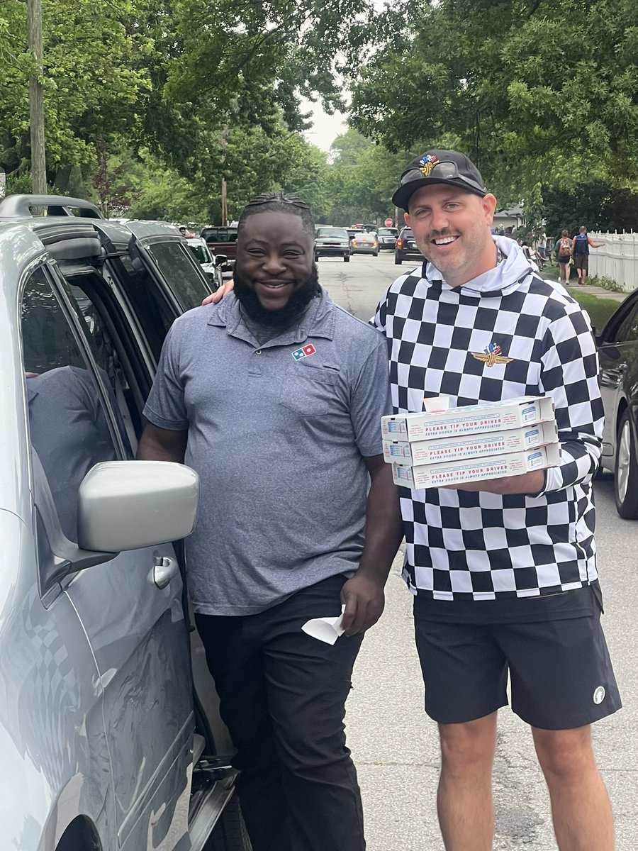 NathanRomer's tweet photo. @dominos for saving the day! Delivery in Speedway, IN!! @IMS @NBCSports #dongchuggerllc @jlowell22 @KibsTt https://t.co/IhutsXaJ9i