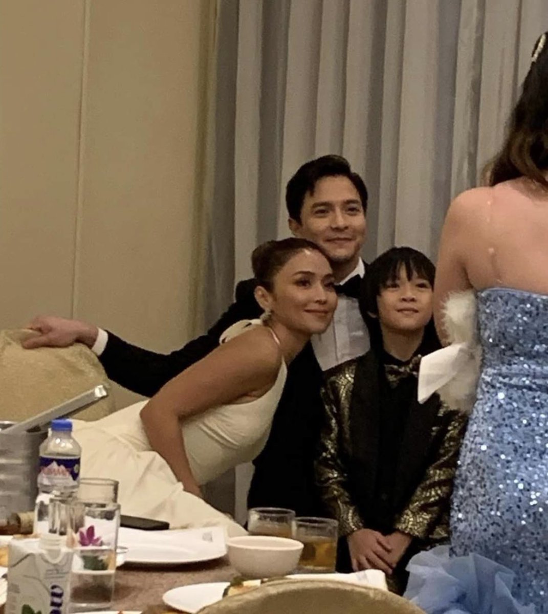 KringCee's tweet photo. To our "Very Good Girl",
Congratulations for being the Best actress for tonight!
@bernardokath π₯°π
To our "Very Good Son",
You did a great job!
@aldenrichards02 π₯°π
We are so proud to both of you! β€οΈβ€οΈβ€οΈ
#KathrynBernardo
#AldenRichards
#KathDen
#FAMAS2024 https://t.co/C5WGQXprq2