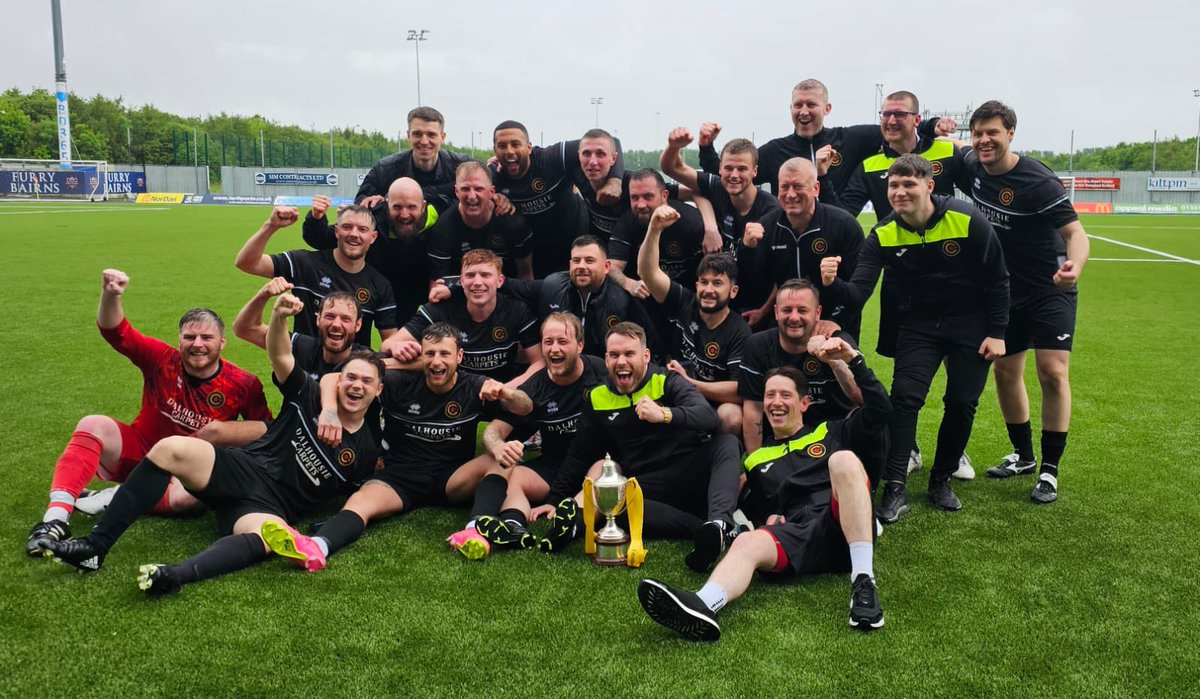 EAST OF SCOTLAND CHAMPIONS!!! 🏆 

Symington Tinto 2-0
Bruce Arms 9-0
Westside 5-0 
Edinburgh East 4-3
Meadowbank 2-0 
Checkbar 1-0

What a fucking season. What a bunch of boys. Not bad for a bunch of mugs 😁

Over and out 🫡