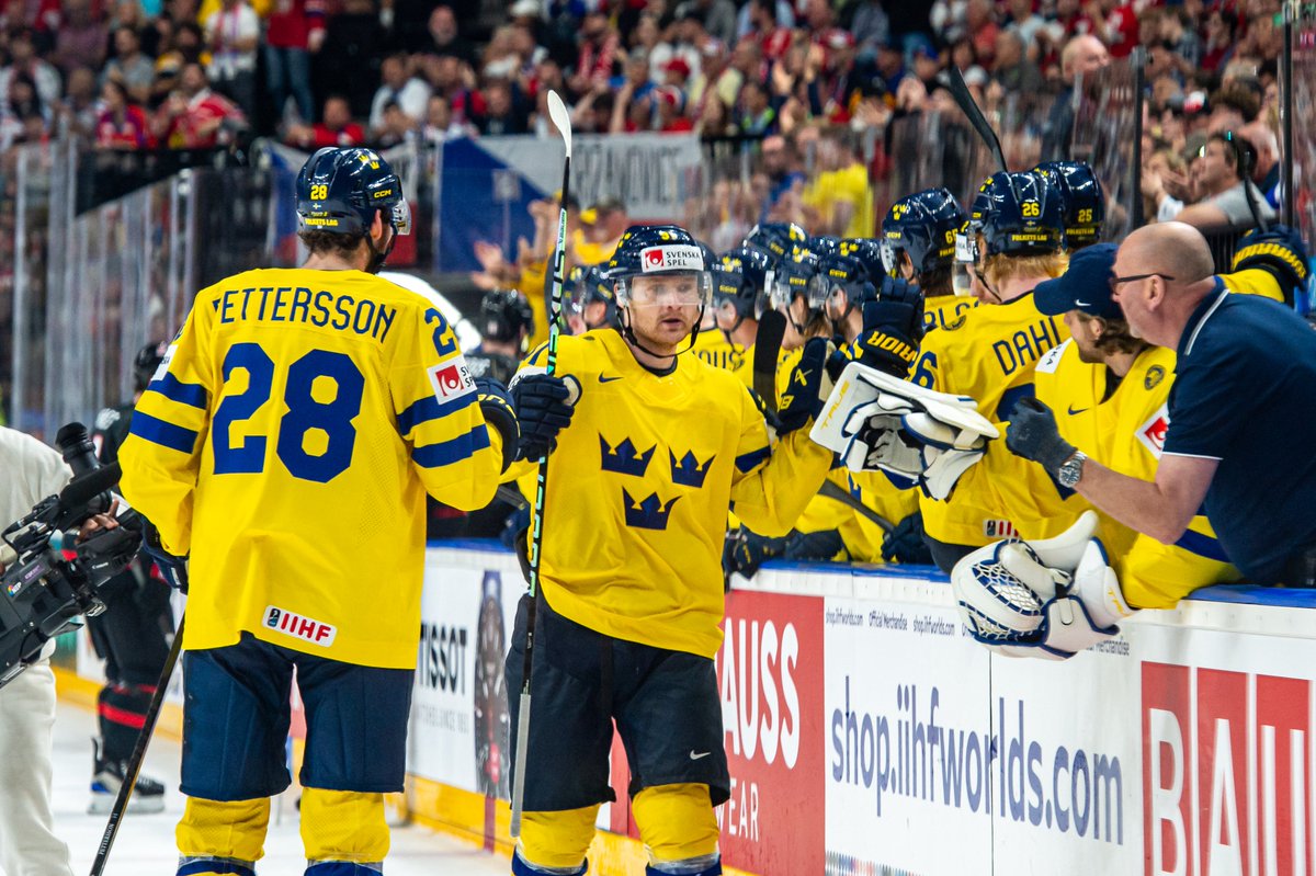 Congratulations to Erik Karlsson and Marcus Pettersson for capturing bronze at the @IIHFHockey World Championship! Karlsson recorded eleven points (6G-5A) in the tournament, including the tying goal for Sweden in the bronze-medal game. Pettersson recorded five points (3G-2A).