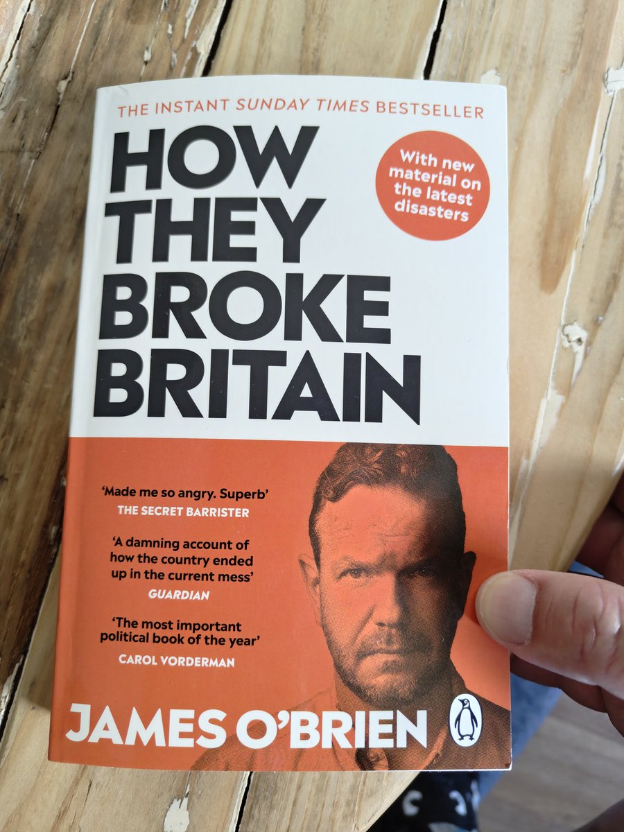 I've been avoiding @mrjamesob's despite my respect and admiration for the man, but now the light at the end of the tunnel is finally visible, I shall indulge with a glass of wine! Cheers, James! 🍷