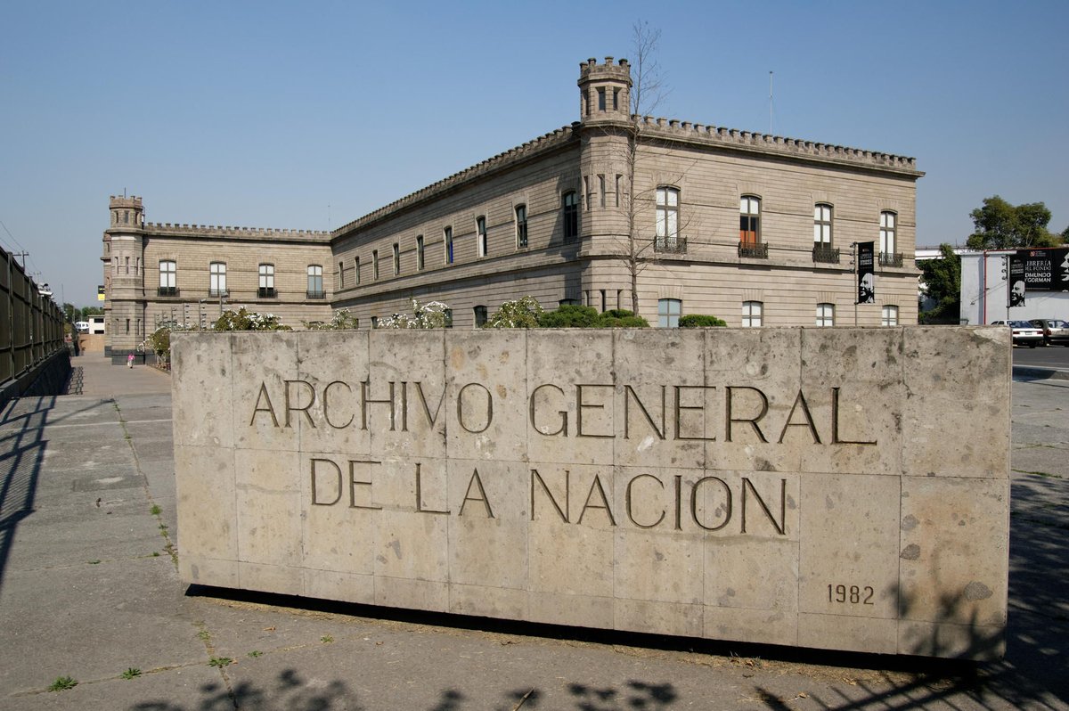 #UnDíaComoHoy de 1977 se declaró que el Palacio de Lecumberri se convertiría en la sede del Archivo General de la Nación (@AGNMex). El recinto protege y conserva la memoria histórica y documental de nuestro país.