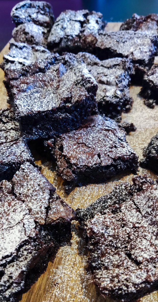 It is most definitely a chocolate fudge brownie kind of day. 🍫 #chocolate #brownie #baking #food #Sundays