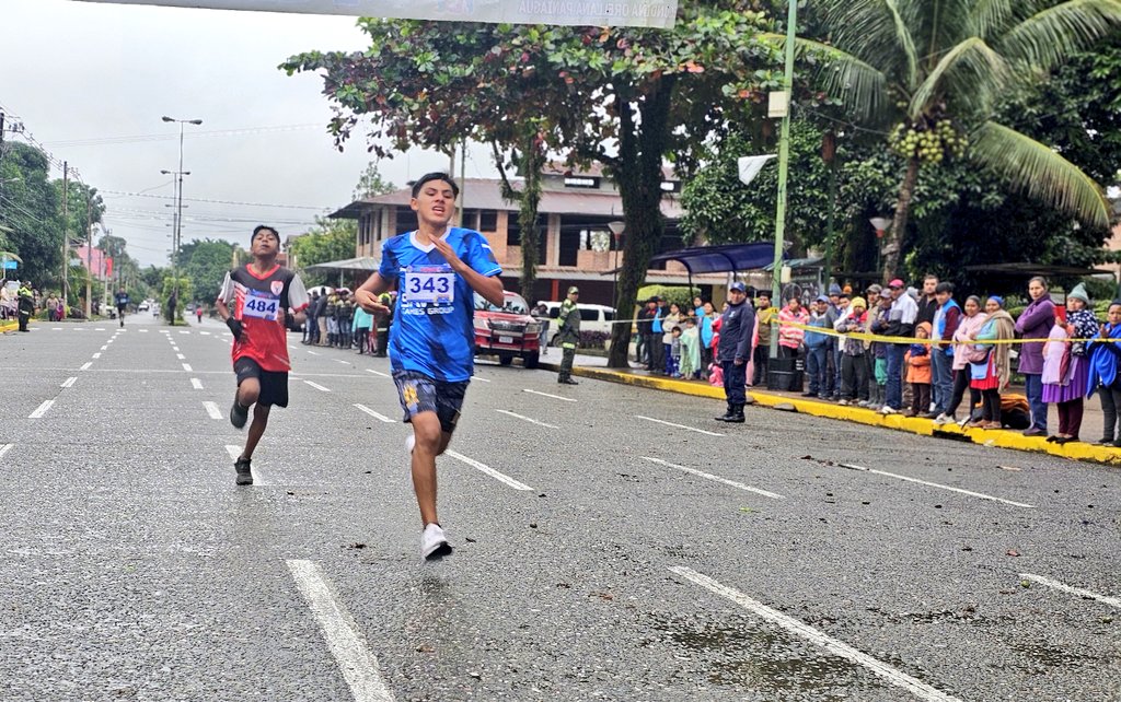 Previo al aniversario de nuestro municipio de #VillaTunari este 4 de junio, llevamos adelante nuestra Carrera Pedestre 10K con la importante participación de atletas reconocidos, nacional e internacionalmente; #HectorGaribay, Yoselin Camargo, Benita Parra, David Ninavia y otros.