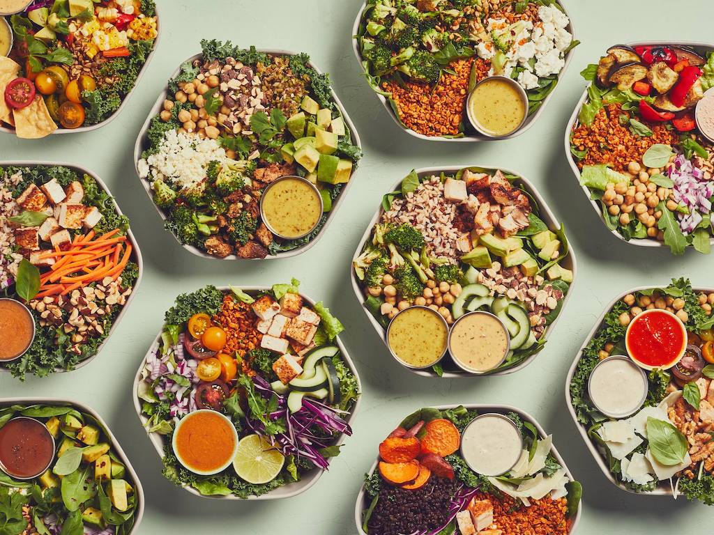 Dive into a world of flavor at @sweetgreen. From salads to seasonal favorites, there is something for every craving. With a commitment to sustainability and community, every bite you take is a step towards a healthier you and planet. Comicpalooza thanks you for all your support!