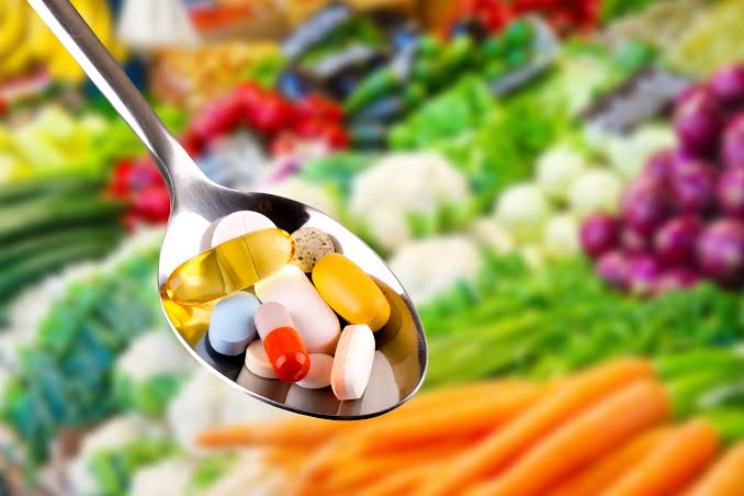 NahuriraDerrick's tweet photo. Food can be medicine! Whole foods are a safer, healthier choice than drugs. Let's use food to feel better and stay healthy! #FoodAsMedicine #HealthyEating 
@drkasenene @Muhunsa_MAK
@MUFOSTA1 https://t.co/Hen3INi442