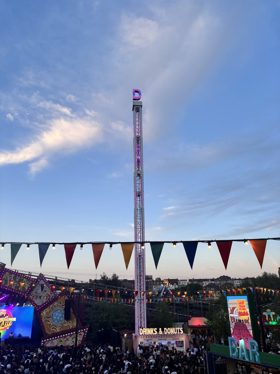 1ndiyah's tweet photo. Recess was so so fun🎡 https://t.co/ygxEdsb7jX