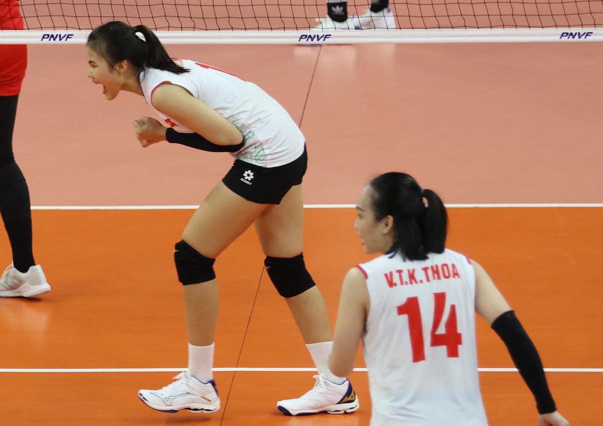 Final Four confirmed on Day 5 of AVC Challenge Cup
Read more: asianvolleyball.net/new/final-four…
#FIVB #VolleyballWorld #Volleyball #AVCChallengeCup #PNVF #AVC #AVCVolley #AsianVolleyball #mikasasports_official #StayActive #StayStrong #StayHealthy